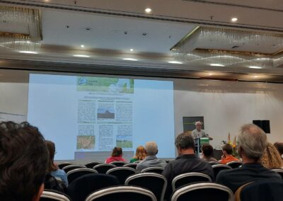 Donal Murphy-Bokern discusses the Legume Hub community platform at the 2024 National Legume Congress in Leipzig.